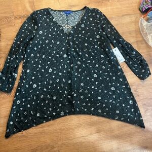 Woman’s blouse… apt9 brand … from kohls